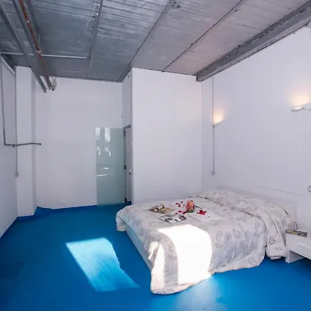 Sleeps 8 Appartement Acquaseria