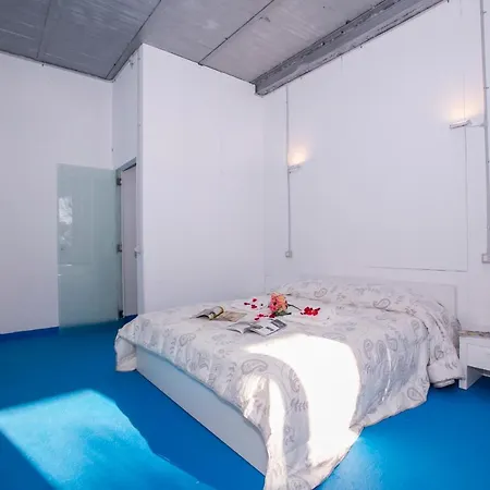 Sleeps 8